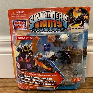 Mega Bloks Skylanders Dark Spyro's Battle Portal